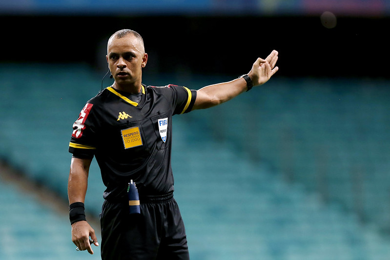 Árbitro da Copa vai comandar Bahia e Guarani pela Série B