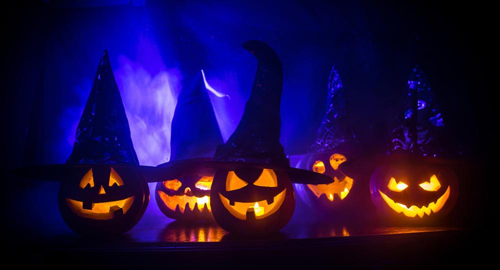 Dia das bruxas: Halloween e as voltas da Moni