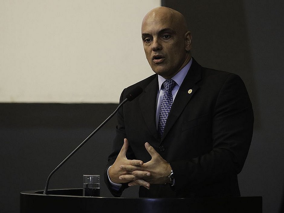 Alexandre de Moraes nega adiamento do horário de votação após operações da PRF