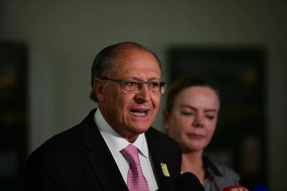Ministro da Casa Civil nomeia Alckmin e inicia transição do governo Bolsonaro para governo Lula