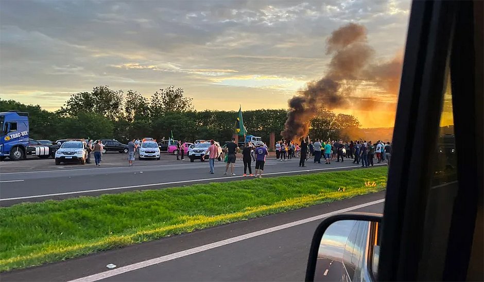 PRF informa que não há mais bloqueios em rodovias federais