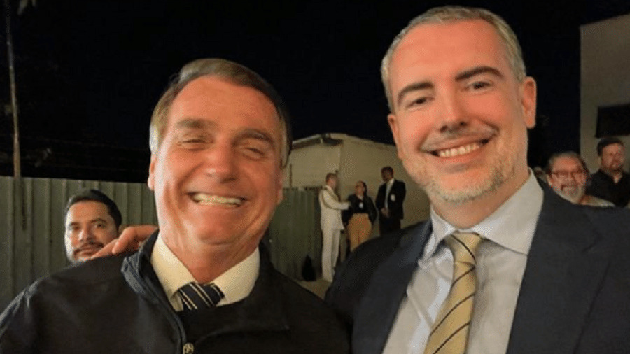 Presidente Bolsonaro nomeia novo ministro do TSE