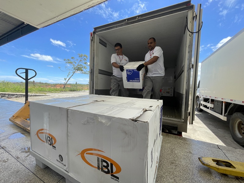 Bahia recebe 1º lote de vacinas para crianças a partir de seis meses