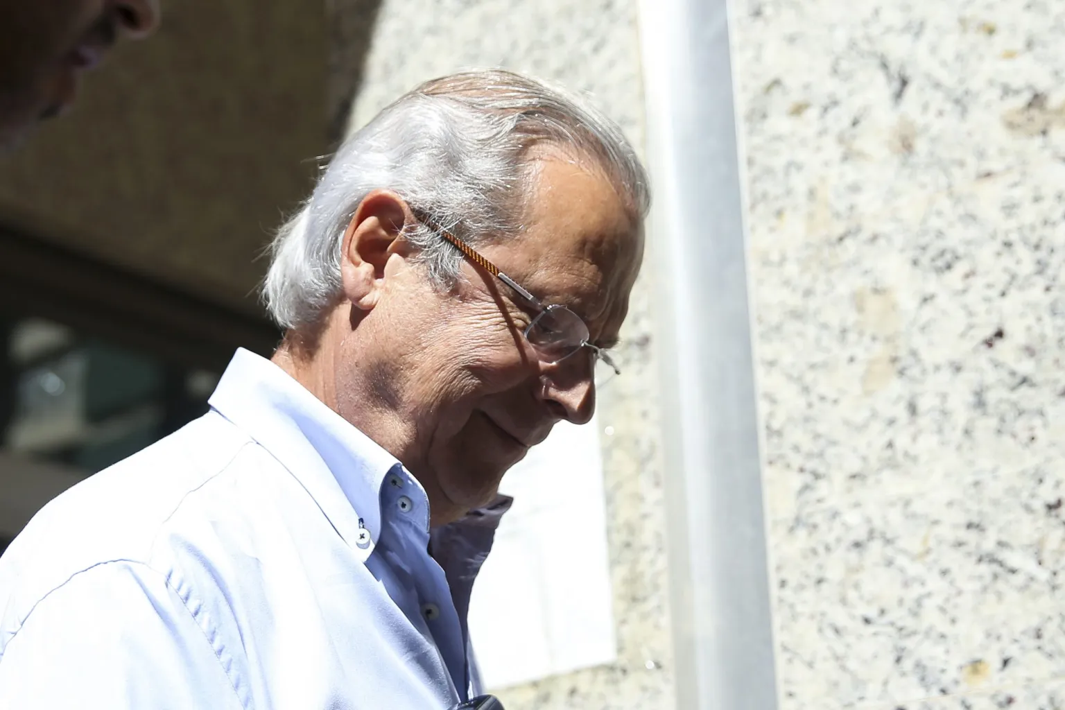 Nos bastidores, José Dirceu tem sido ativo conselheiro de Lula, diz revista