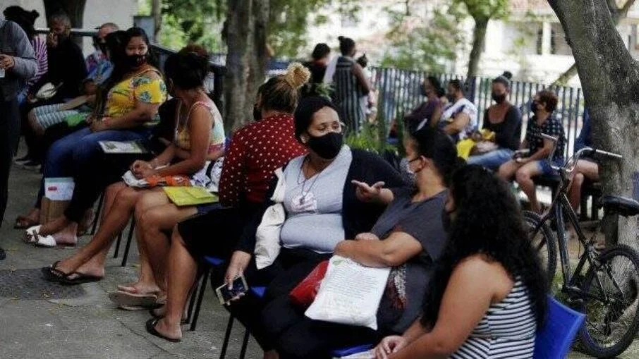 Beneficiários do CadÚnico enfrentam transtornos na atualização dos cadastros nesta sexta (11)