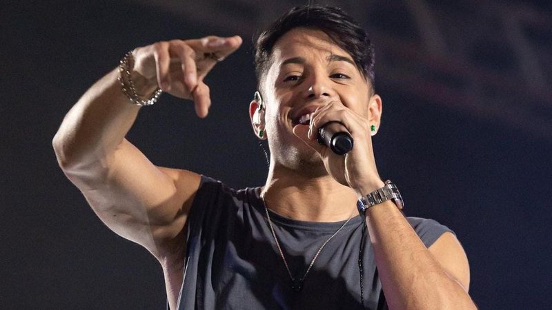 Kevi Jonny cancela shows depois do acidente com ônibus
