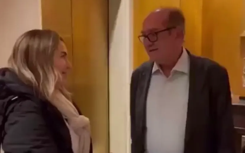 Em Nova York, brasileira questiona Gilmar Mendes: “O crime compensa no Brasil?” 