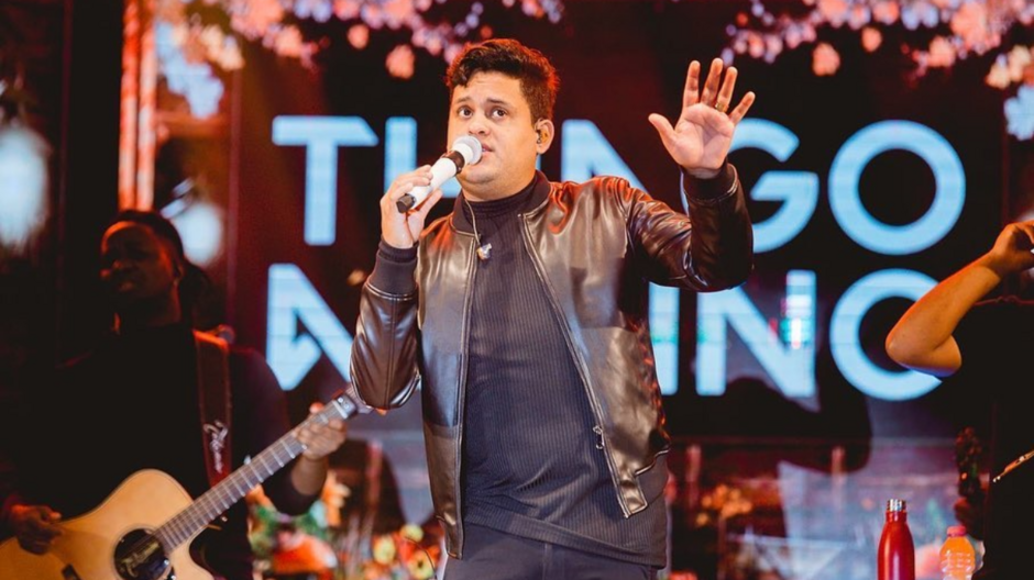 Primeiro DVD de Thiago Aquino será gravado nesta quarta no Farol da Barra