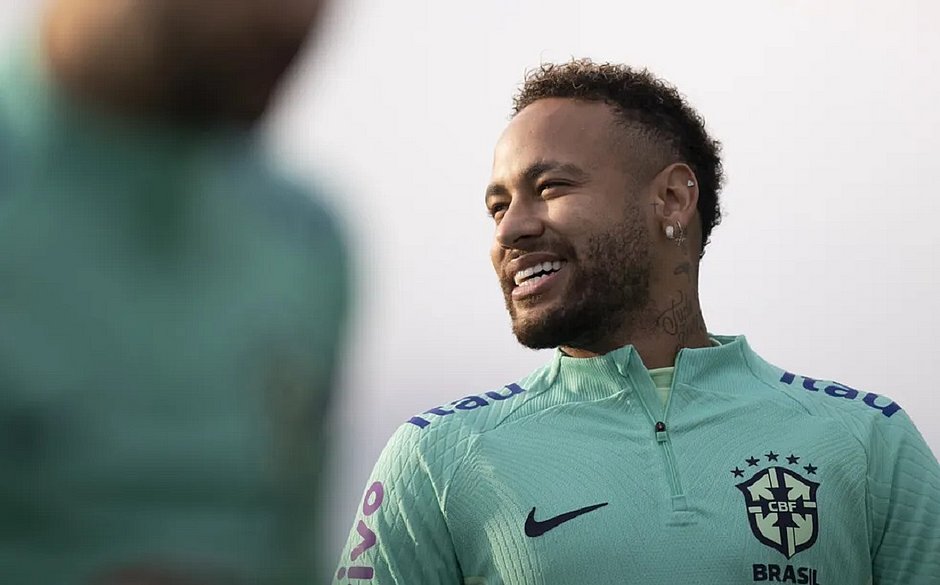 Neymar manda recado para Messi: 'Vou ser campeão e ganhar dele'