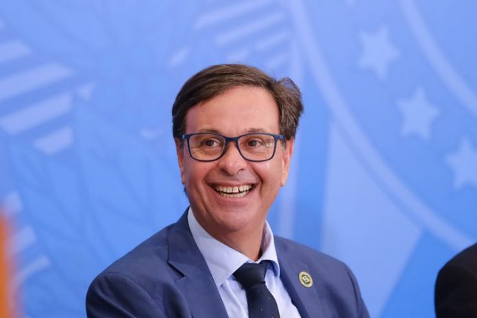 Bolsonaro nomeia Gilson Machado para presidir Embratur com mandato de 4 anos