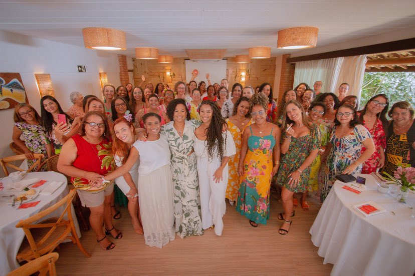 Instituto Florescer celebra um ano de atividades em Praia do Forte