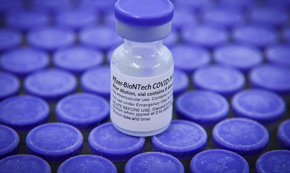 Bahia recebe mais 100 mil doses da Astrazeneca e 248 mil da Pfizer