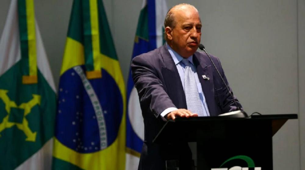 PT apresenta notícia-crime contra ministro do TCU