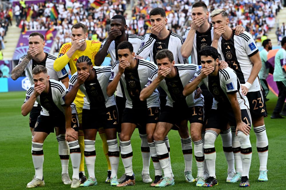 Governo, Federação e atletas alemães protestam contra Fifa