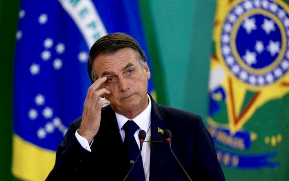 Dívida de R$ 5 bilhões de Bolsonaro no mundo preocupa novo governo
