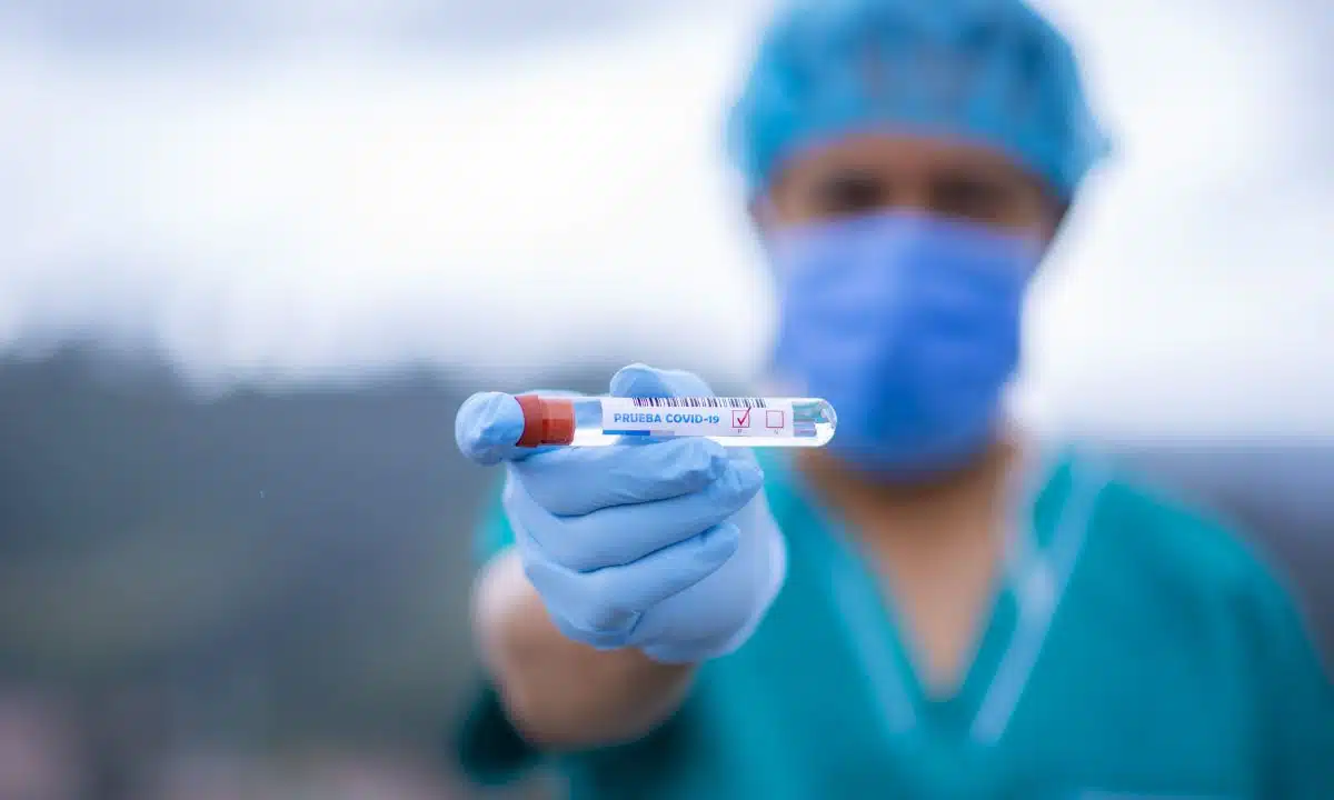 Nova variante, aumento de casos ativos e mais: saiba por que máscaras voltam a ser obrigatórias na Bahia