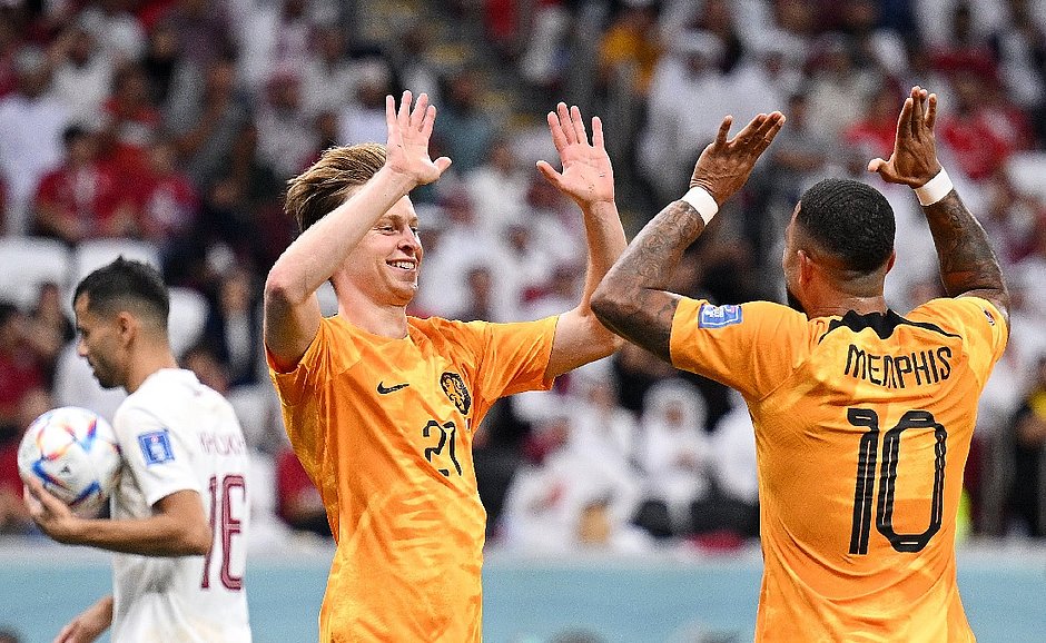 Holanda vai às oitavas da Copa; Catar se despede com derrota