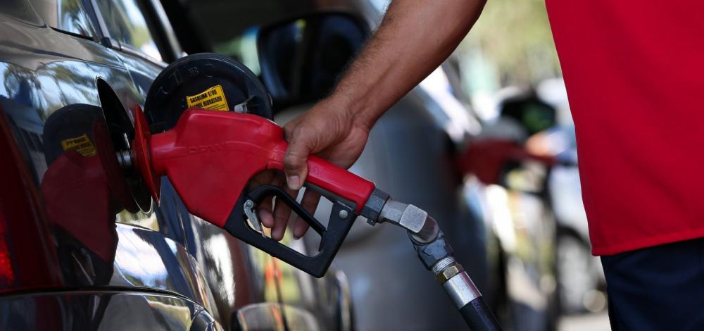 Petrobras anuncia nova redução nos preços da gasolina e do diesel
