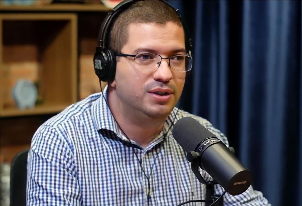 “Nossa luta não é contra o professor”, afirma o secretário Alex Carvalho