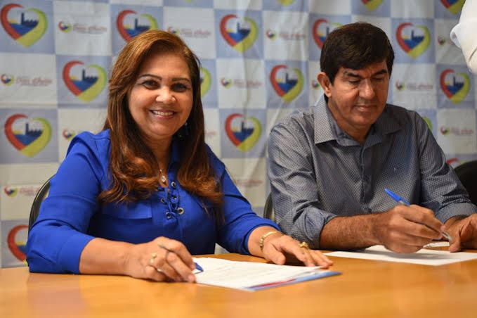 Ex-prefeita Jussara Márcia tem contas aprovadas pela Câmara