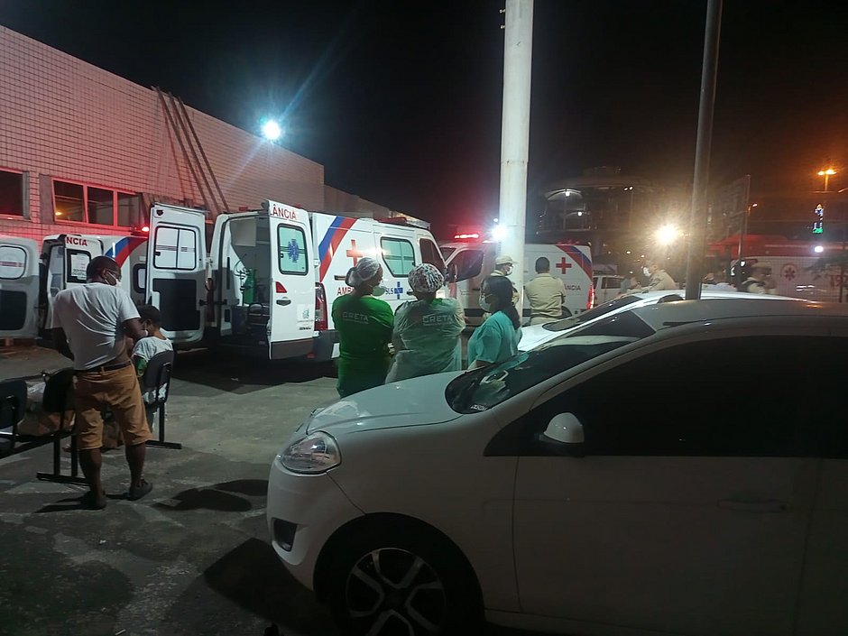 Incêndio atinge UTI do Hospital Menandro de Faria, em Lauro de Freitas