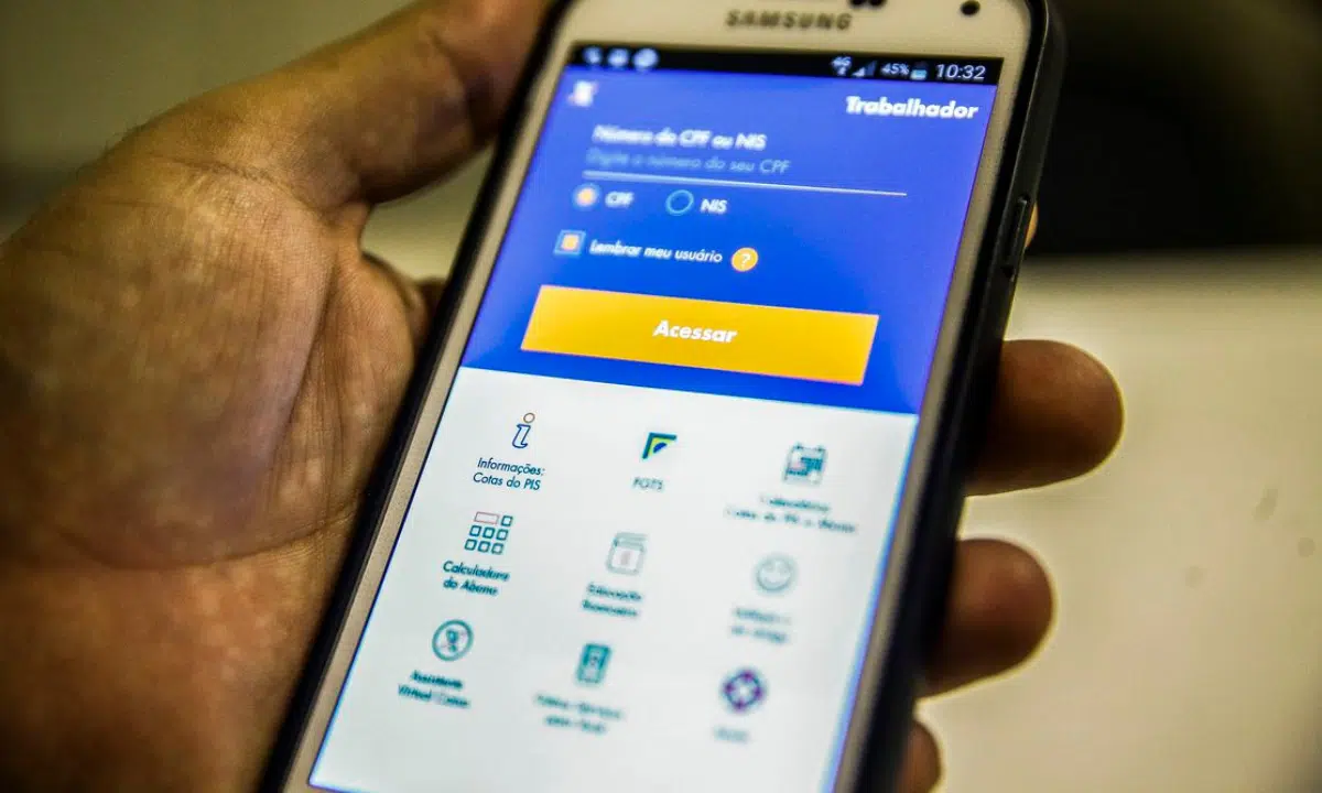 Saque extraordinário do FGTS pode ser feito até esta quinta-feira (15)