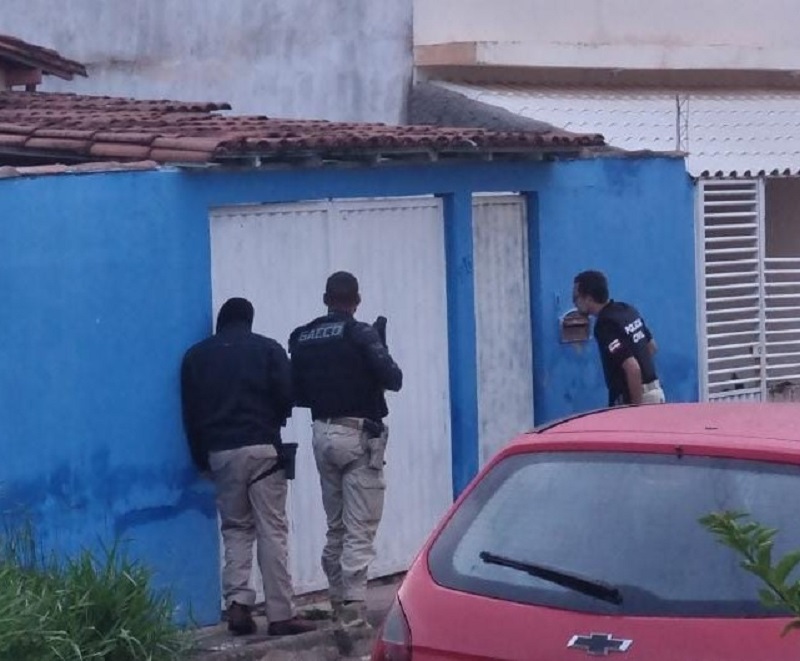 Suspeitos de integrar milícia são alvos de operação em Piatã