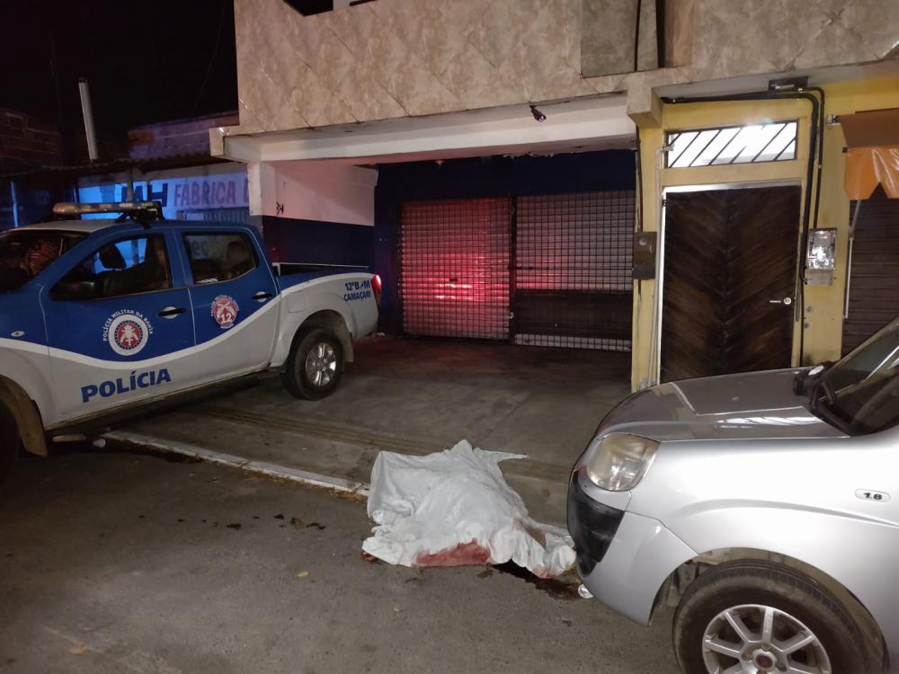 Jovem de 27 anos é assassinado em Camaçari