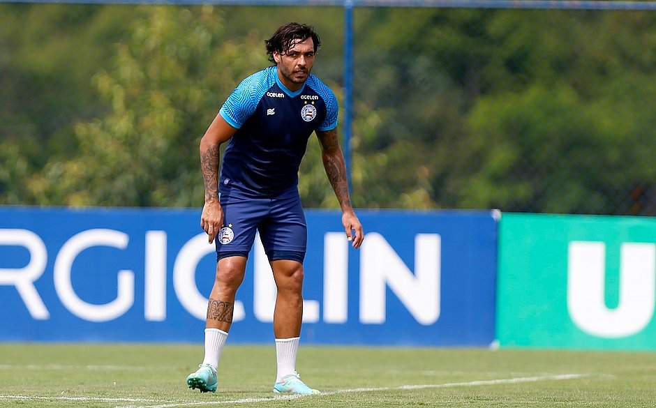 Bahia confirma renovação de contrato com Ricardo Goulart até o final da temporada 2023