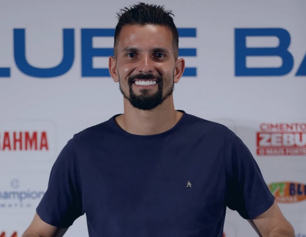 Apresentado no Bahia, Marcos Felipe se diz motivado e elogia trabalho de Renato Paiva
