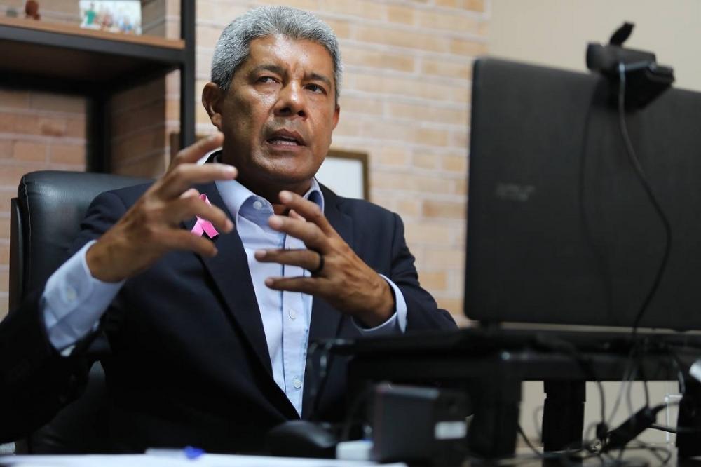 Jerônimo reafirma que trabalhará para solucionar problema da regulação