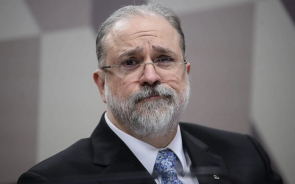 Membros do MP exigem de Aras ação após dia de terror em Brasília 
