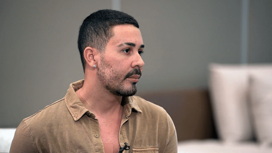 Carlinhos Maia chora após vidente prever que ele ficará pobre 