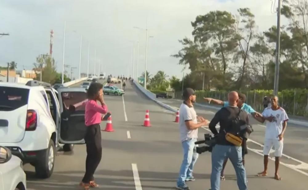 Jornalistas são agredidos durante reportagem em Salvador