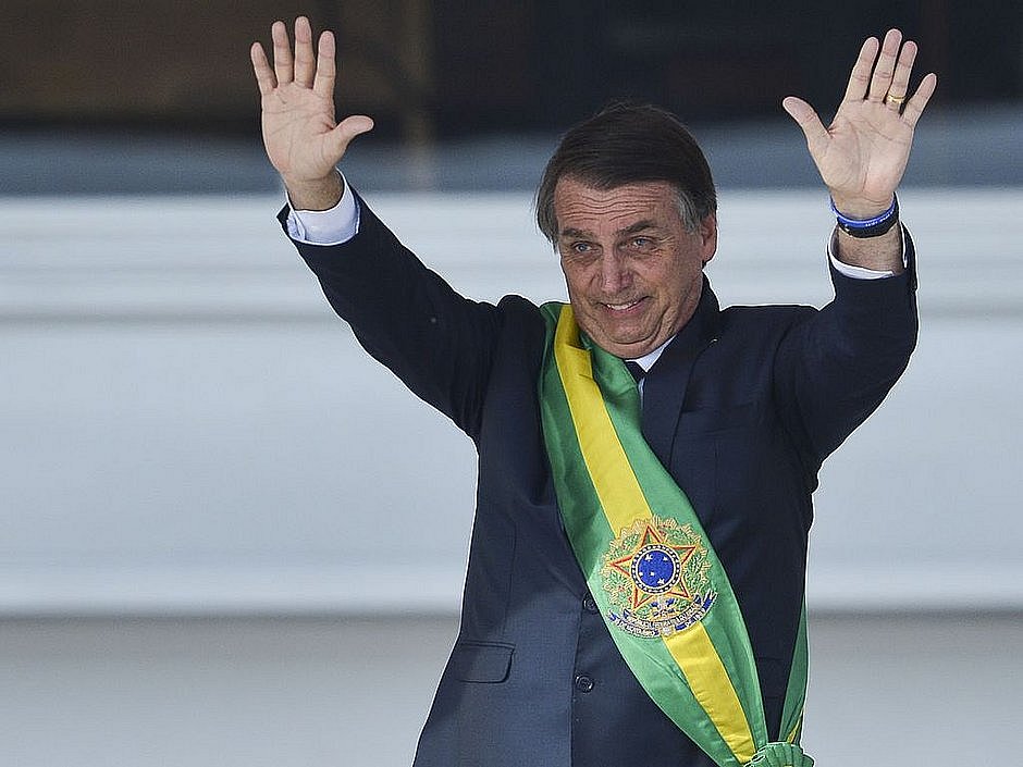 Gastos de Bolsonaro com cartão corporativo podem ter sido quase o triplo do valor divulgado