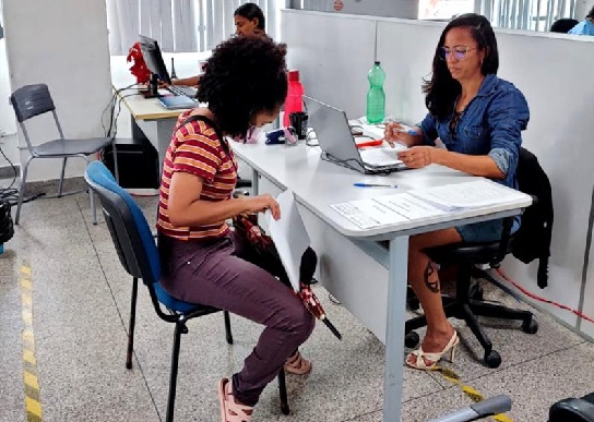 Dias d'Ávila prorroga prazo para recadastramento de auxílio estudantil