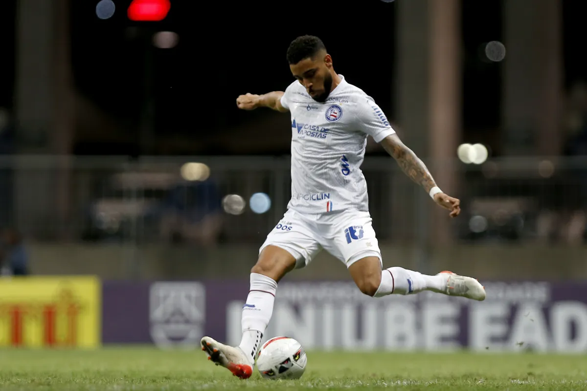 Lesionado, Matheus Bahia segue como desfalque do Bahia contra o Jacobinense