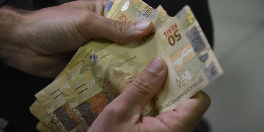 Bolsa Família é paga pela Caixa neste sábado aos beneficiários de NIS de final 9