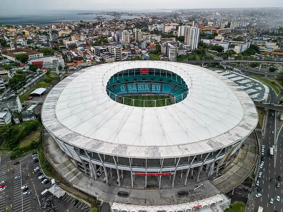 Em momentos distintos, Bahia e Vitória se enfrentam no primeiro Ba-Vi do ano