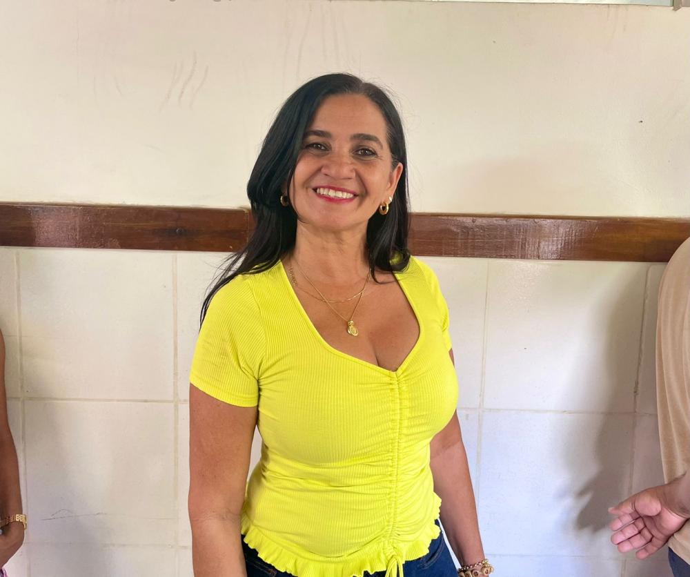 Lulu é nomeada na prefeitura e sela aliança com Gualberto 