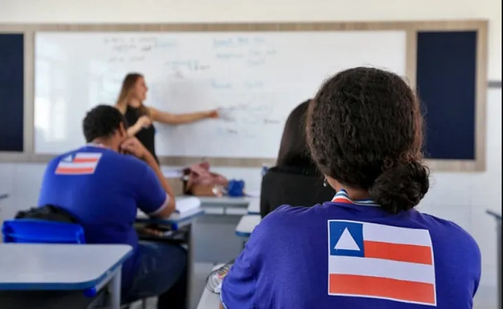 Por problemas técnicos, governo Jerônimo adia pagamento dos precatórios do Fundef para professores
