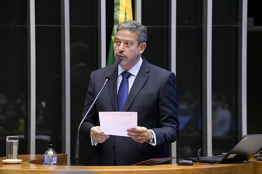 Arthur Lira pretende criar grupo para discutir reforma tributária