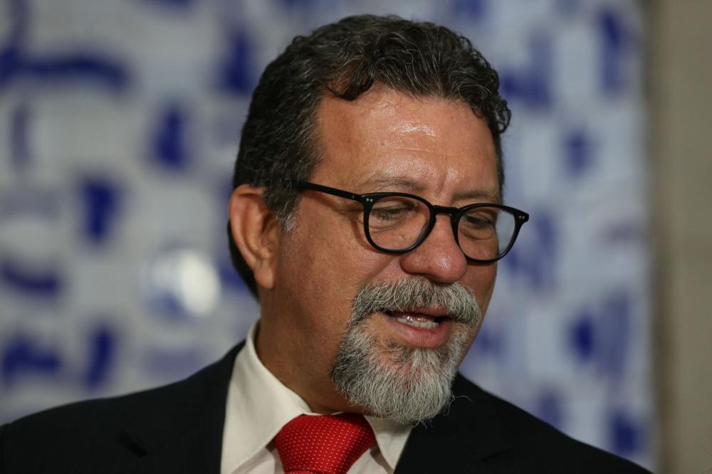 Afonso Florence reassume a Casa Civil do governo Jerônimo