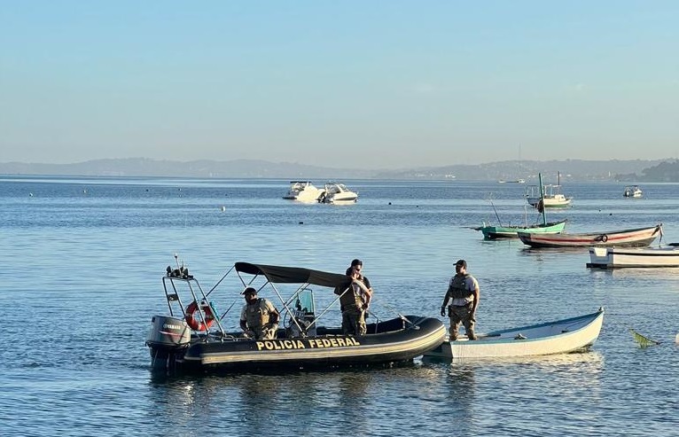 Polícia Federal deflagra operação em combate à pesca com bomba