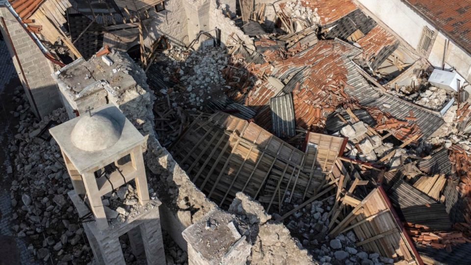 Mortes no terremoto na Turquia e na Síria passam dos 35 mil