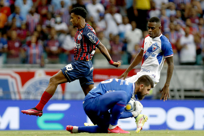 Bahia leva baile, perde para o Fortaleza e segue sem vencer no Nordestão