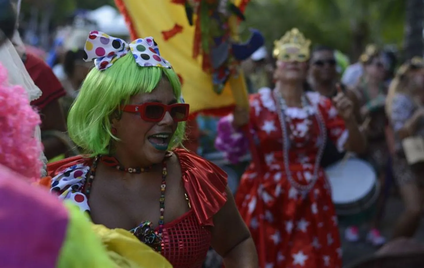 Carnaval de Praia do Forte e de Imbassaí terá blocos, bandas e caretas