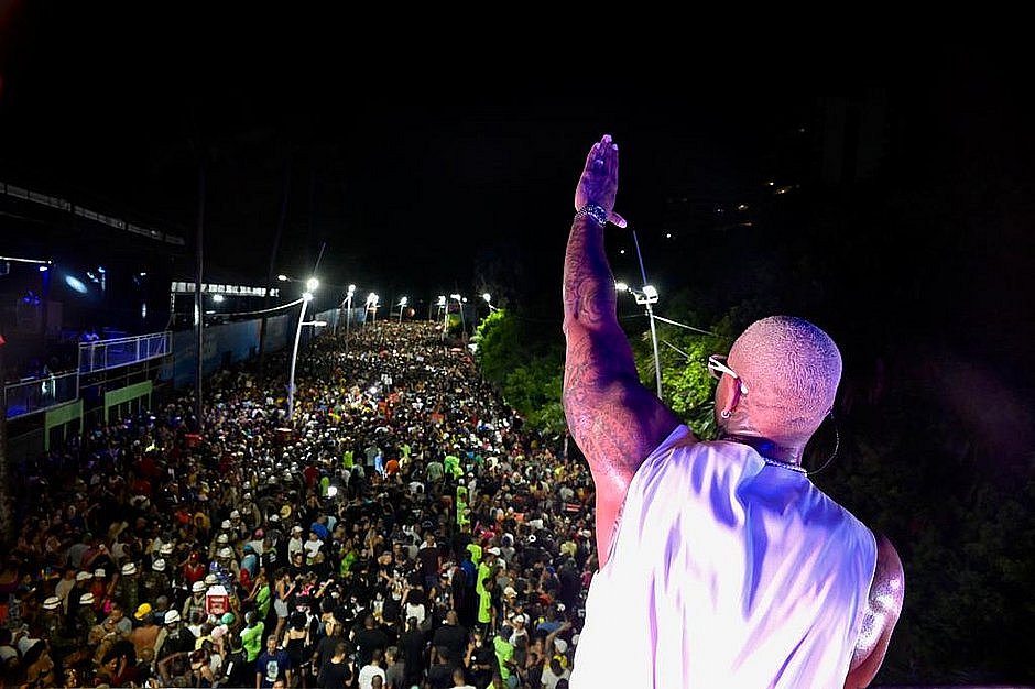 Confira as atrações desta sexta-feira nos circuitos do Carnaval de Salvador