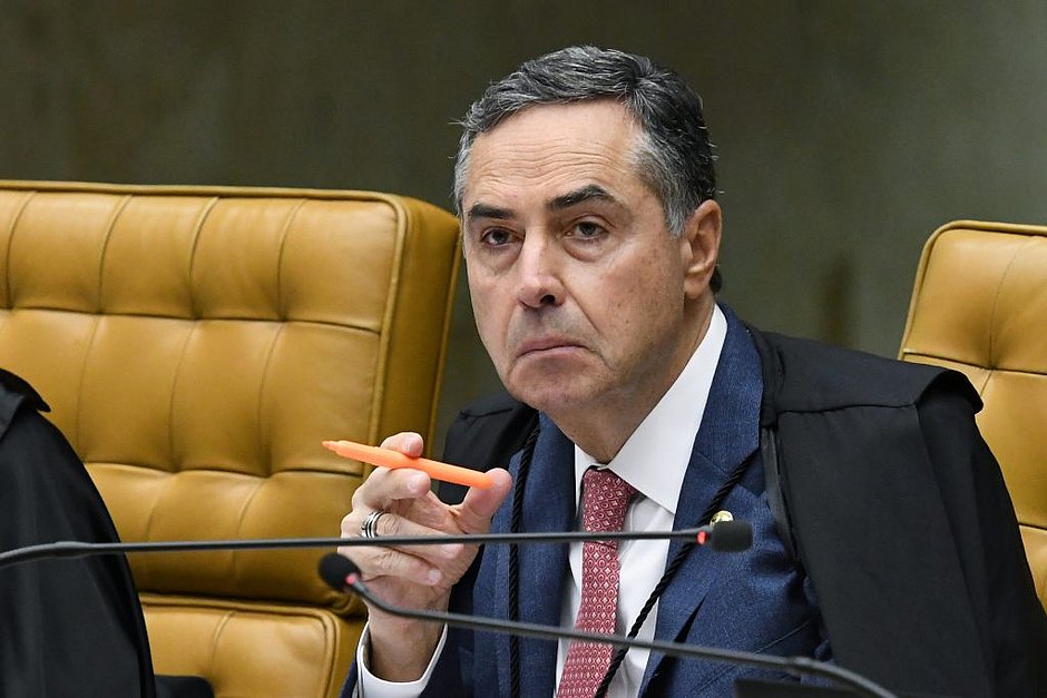 Barroso vota pelo pagamento de horas extras a agentes da PRF