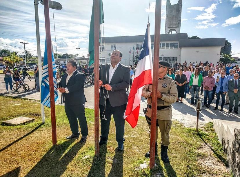 Alberto Castro celebra os 38 anos de emancipação de Dias d’Ávila